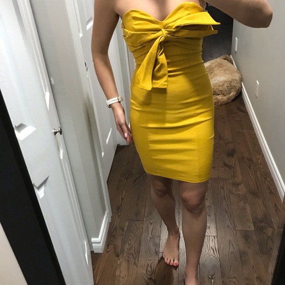 Dress with big bow! - Picture 3 of 3